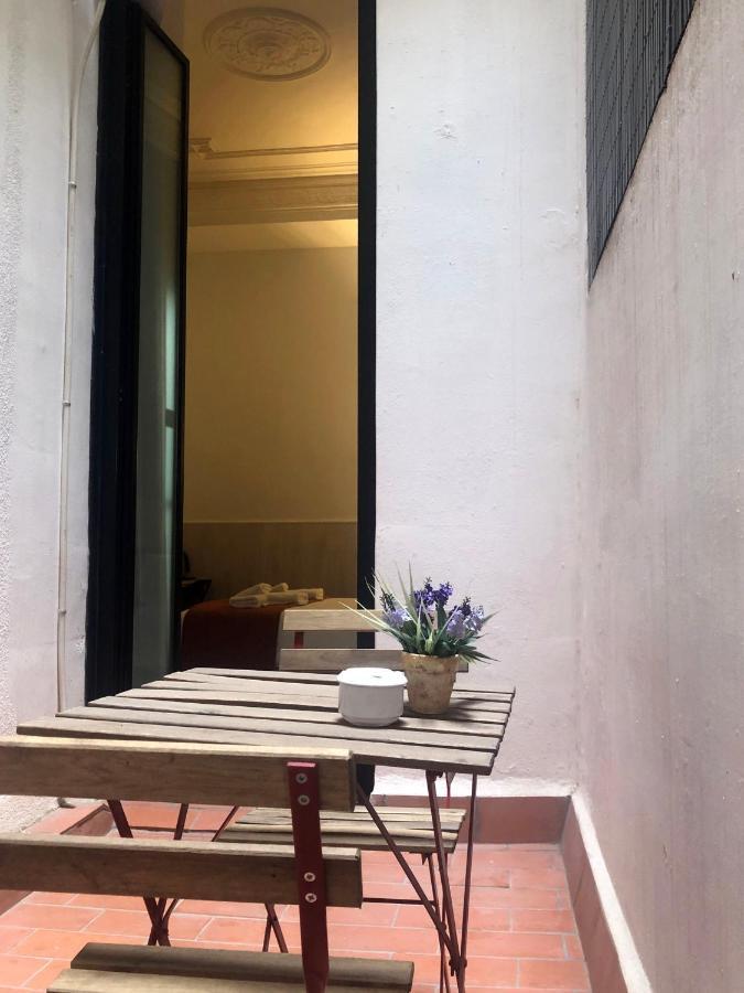 Hostal Live Natura Barcelona (Adults Only) Exterior photo