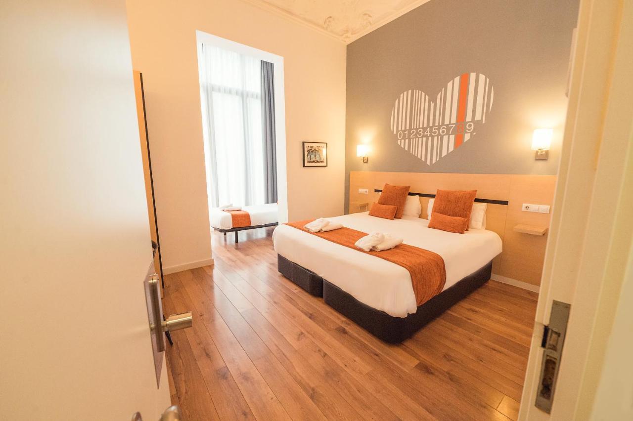 Hostal Live Natura Barcelona (Adults Only) Exterior photo
