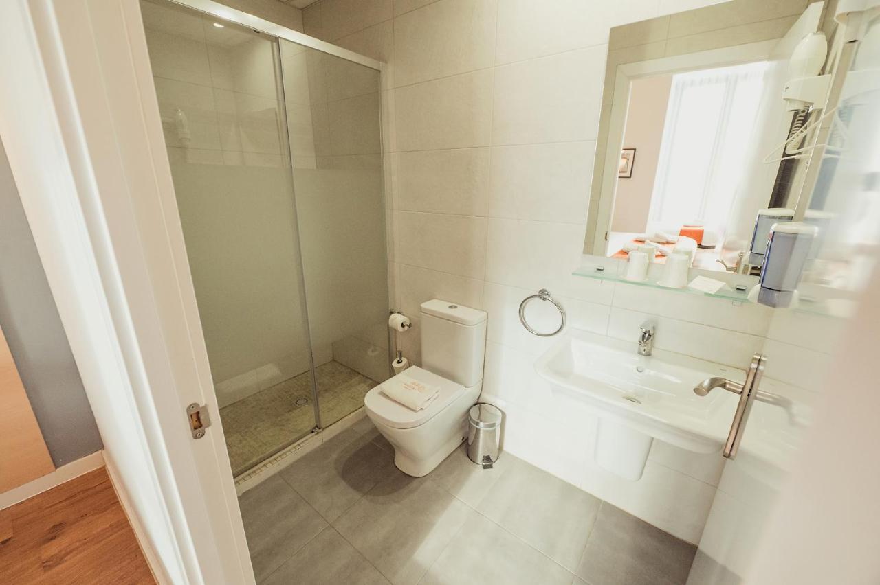 Hostal Live Natura Barcelona (Adults Only) Exterior photo