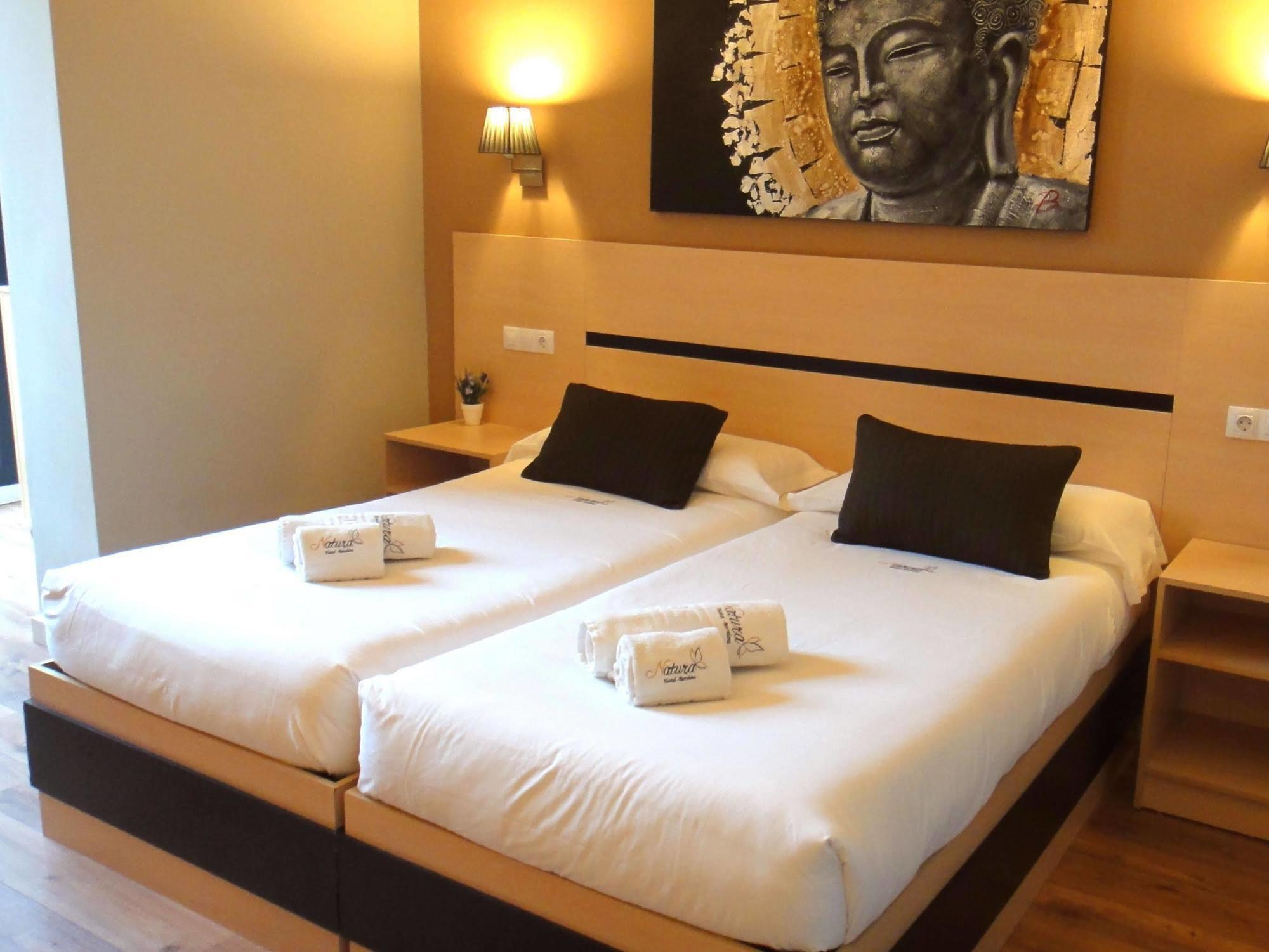 Hostal Live Natura Barcelona (Adults Only) Exterior photo